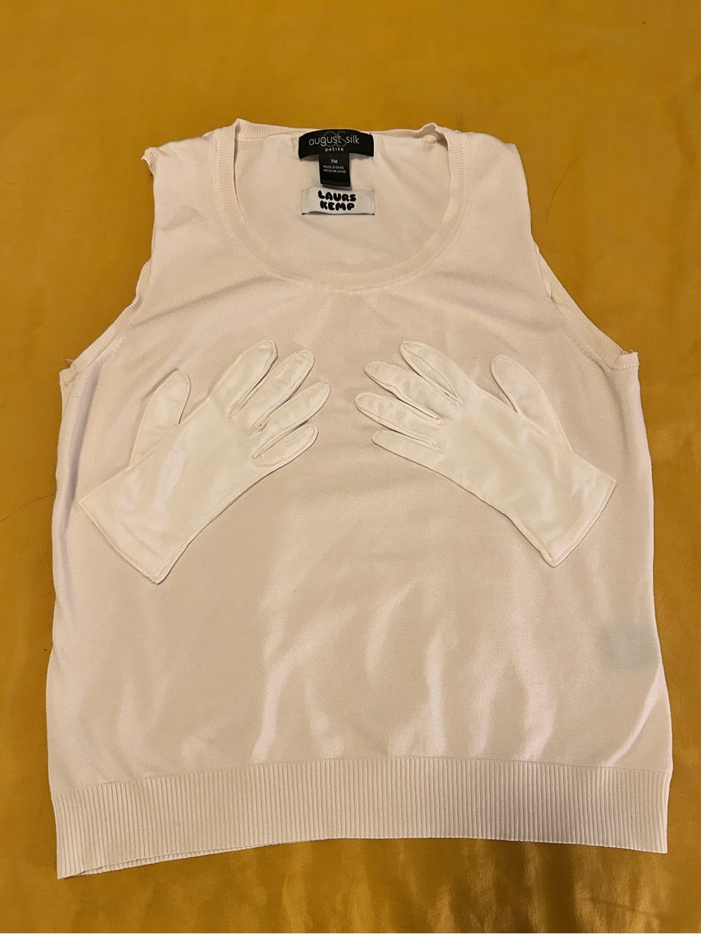 Laurs Kemp Glove Appliqué Tank Blouse